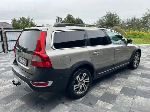 Volvo Tirgojam músu uzticamo ģimenes auto Volvo xc70 , 2