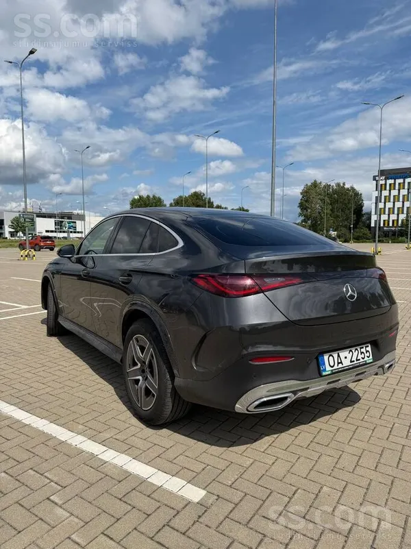 Mercedes Mercedes-Benz Glc 200 4Matic Coupe Amg 145kW