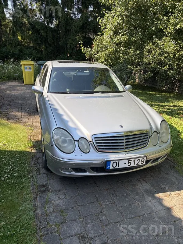 Mercedes Laicīgi remontēts un kopts auto.