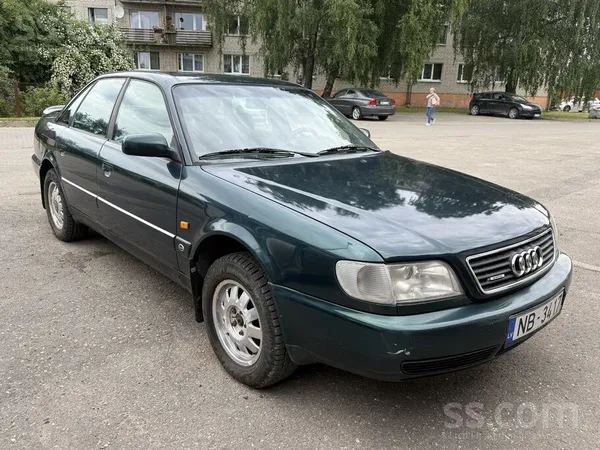 Audi Audi quattro c4 , labā stāvoklī, ieguldīts daudz .