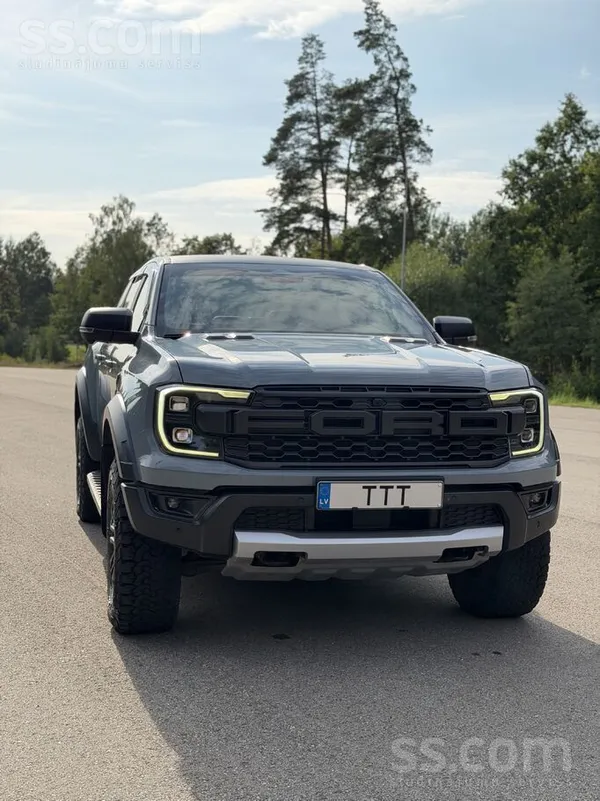 Ford Pārdodu 2025. gada Ford Ranger Raptor ar jaudīgo 3