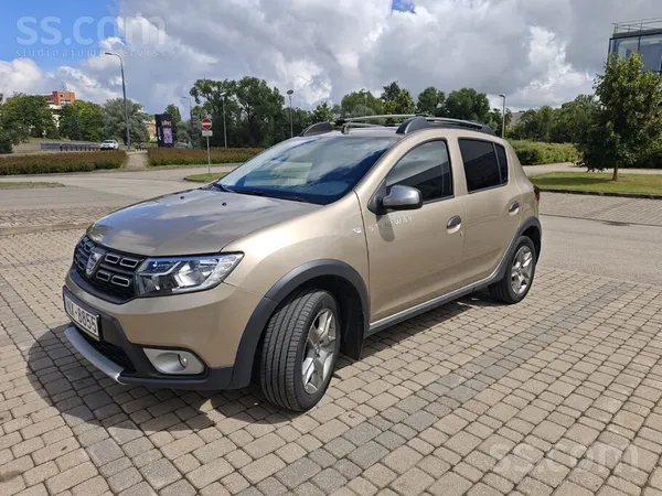 Dacia Pārdodu uzticamo un ļoti ekonomisko auto. Mašīna a