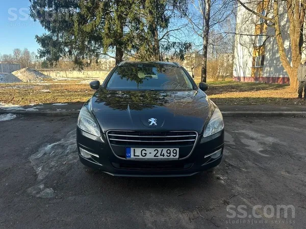 Peugeot В целом по машине замечаний нет, машина в хорошем 