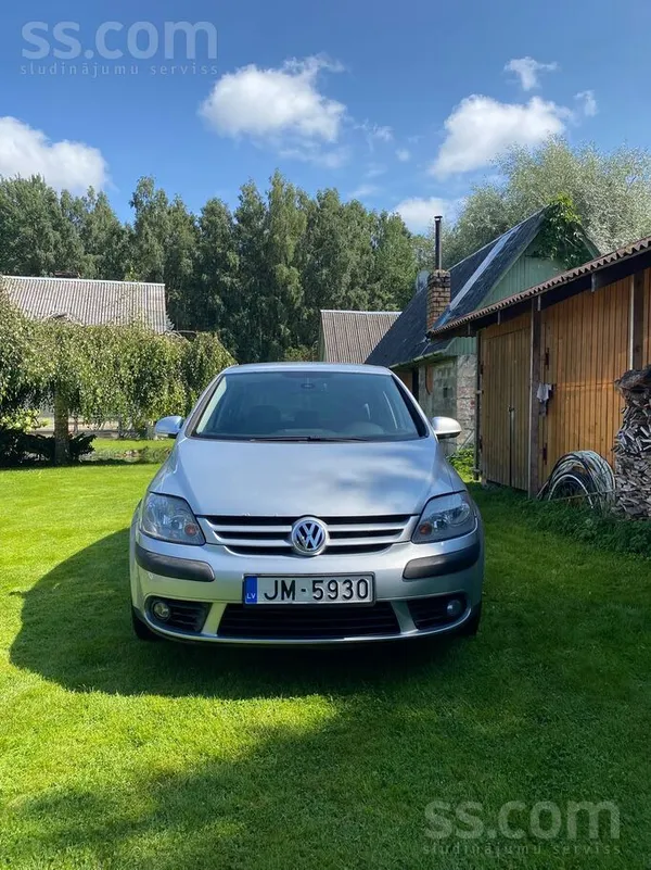 Pārdod labu auto , nobraukums 259579km .Latvijā ievesta no Vācijas 17.03.201