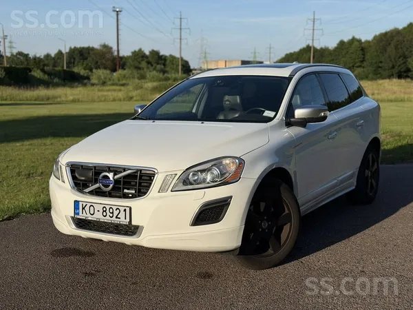 Volvo Volvo Xc60 D5 Awd R-Design, 2013. gads, 2.4 D Bi-T