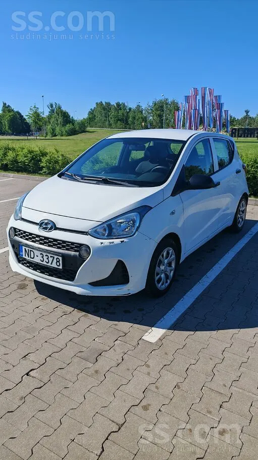 Pārdodu uzticamu un ekonomisku Hyundai i10, 2017. gada, ar 1.0 benzīna motor
