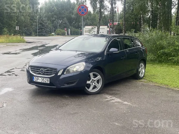 Volvo Tikko ievets Latvijà Volvo V60 120kw/ 163 zs motor