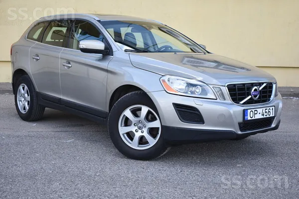 Volvo Volvo Xc60 (2011.g) Pelēka Met. 