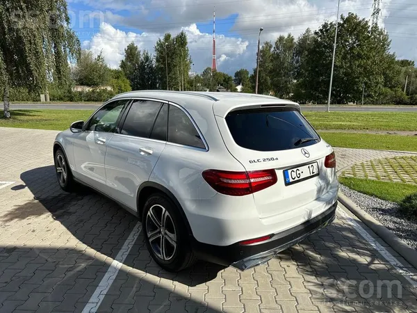 Mercedes Pārdodam Mercedes-Benz Glc 250d 4Matic Amg Line