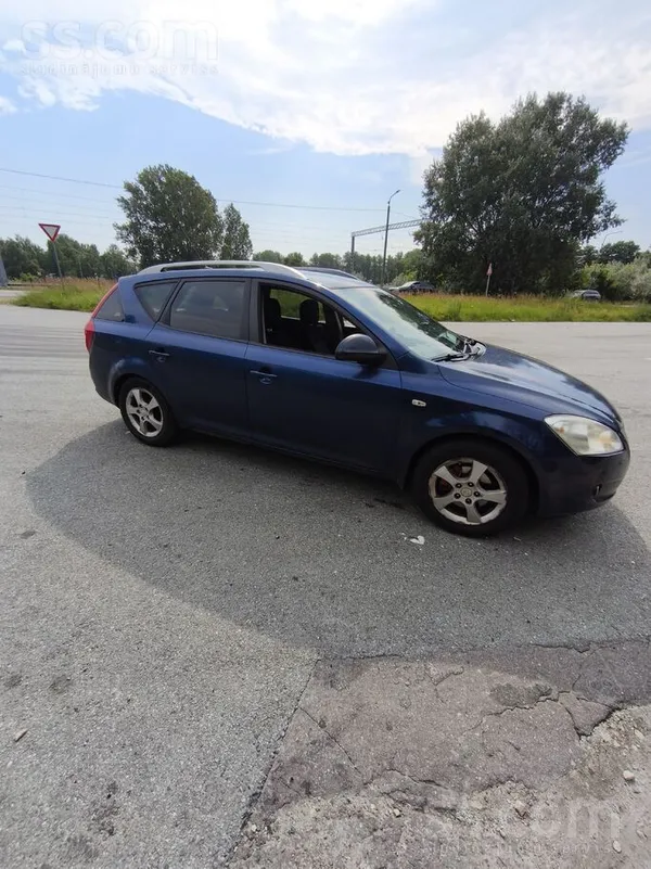 KIA Новый аккумулятор. Новая резина. Техосмотер до 12.