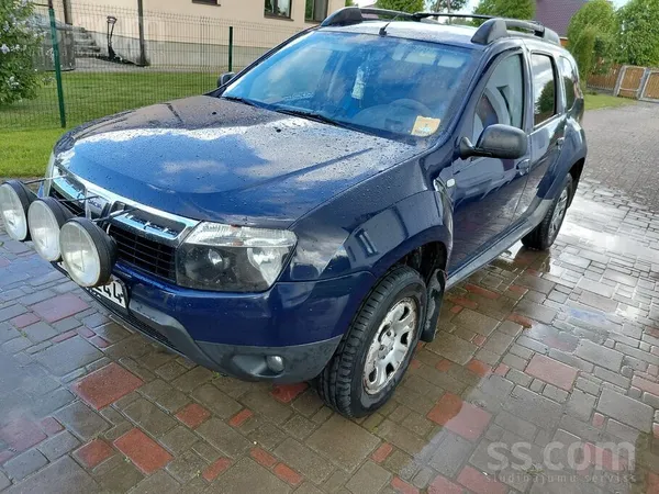 Dacia Tirgoju pirmās paaudzes Dacia Duster ar 4x4, 1.5 d