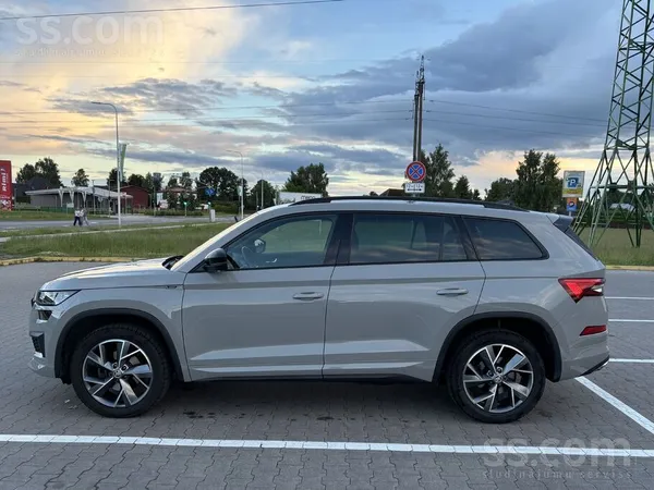 Skoda Škoda Kodiaq Sport Line ar 1.5 Tsi benzīna dzinēju