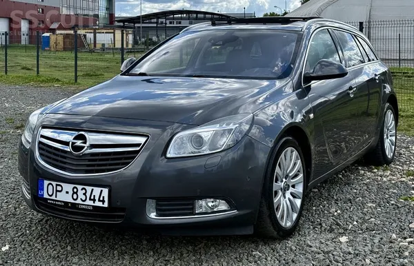 Opel 2012. gada Opel Insignia Sports Tourer 2.0 Biturbo
