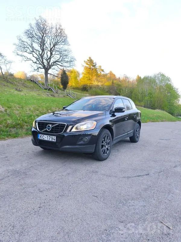 Pārdod xc60 D5 2.4 151 kV/ 205 zs Awd
Uzticamais piecu cilindru dzinējs.