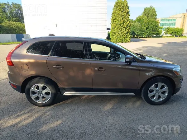 Volvo Pārdodās Volvo xc60 2.4 D5, 158 kw, Awd(4X4), ar a