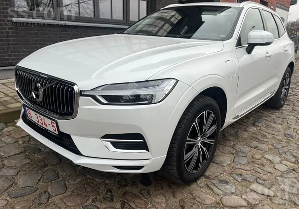 Volvo Super komplektācijā. T8 Plug-in Hybrid Inscription