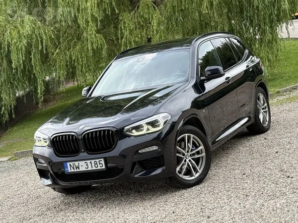 BMW Pardodu BMW X3 M-Paket Individual ar 3.0D-195Kw mo