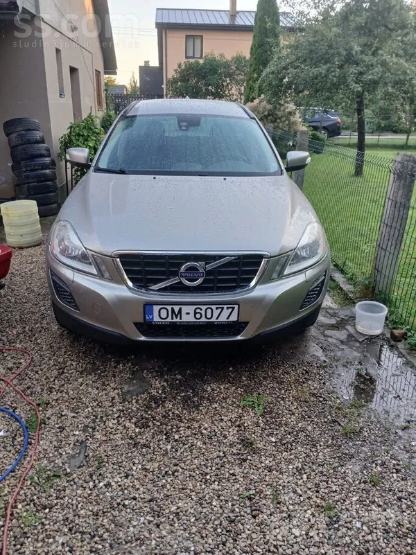 Volvo Pārdodas auto, jauna skate, ir kāda skramba, sēdie