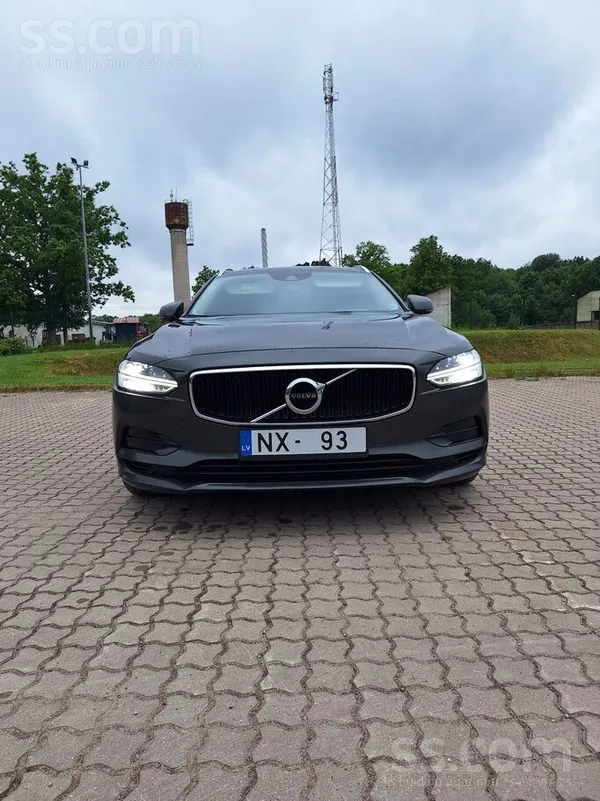 Volvo V90 D4 140kW
Ievests 11.12.2023. no Dānijas. Plašs, ietilpīgs, komfor