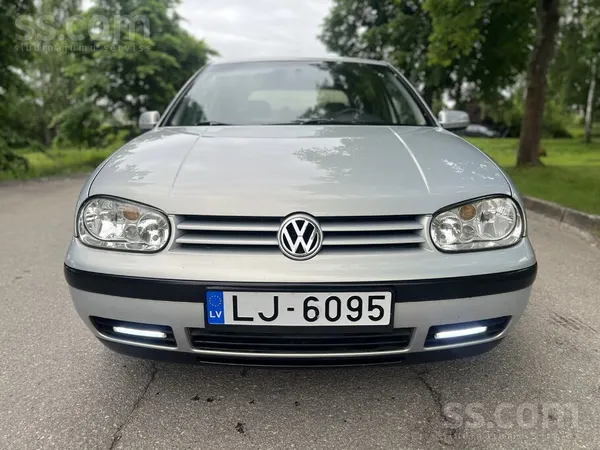 Volkswagen Машина в отличном состоянии новый техосмотр без за