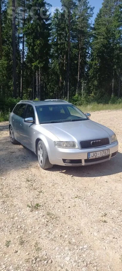 Pārdodu audi a4 b6 2.5 tdi 132kw. Gaišais ādas salons labā stāvoklī. Pirms mēnesi nomainīti visi bremžu diski un kluči, kā ar ...