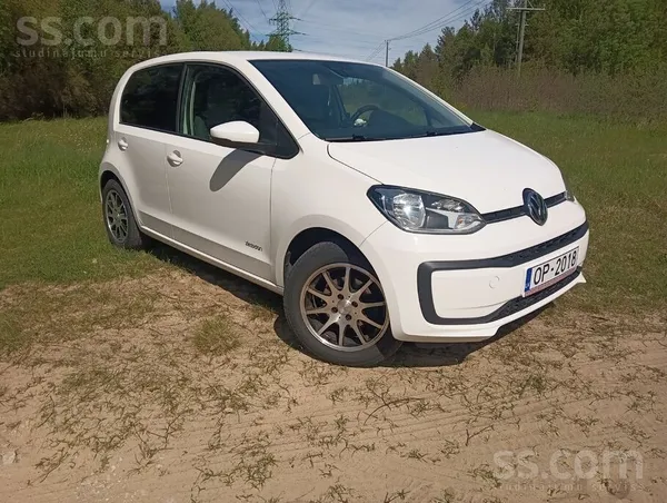 Volkswagen Auto čubināts priekš sevis. 