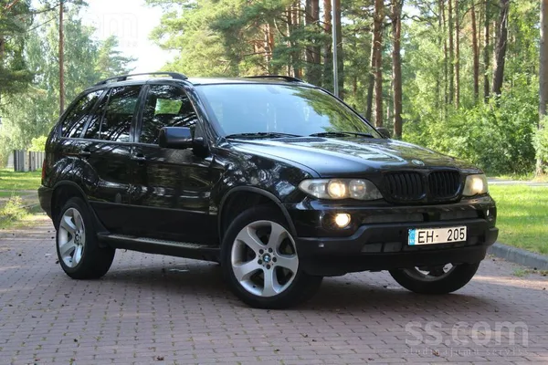 BMW Tiek tirgots labi aprīkots bmw x5 e53 modelis, aut