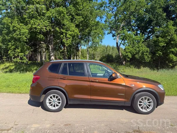 BMW Uzņēmums pārdod BMW X3 F25 xDrive 20d 140kW dzinēj