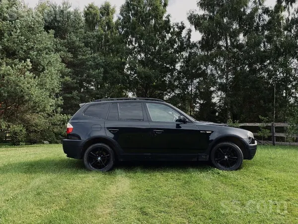 BMW BMW X3 gaida savu nākamo saimnieku. 