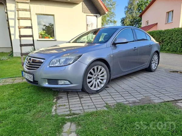Opel Pārdodu Opel Insignia ar ekonomisku 2.0 dīzeļa dzi