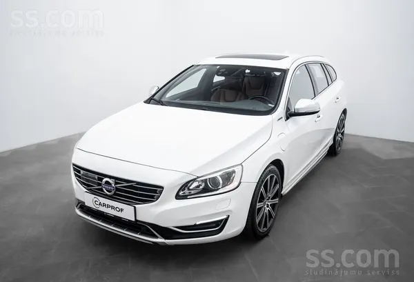 Volvo Volvo V60 Plugin-Hybrid Awd Summum D6.