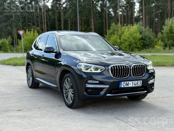 BMW X3 G01 195kw. Luxury line komplektācija. Labā stāv