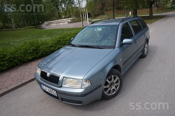 Skoda Pārdod uzticamu Škoda Octavia universāli skaistā z