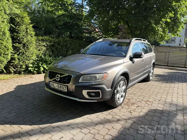 Pārdod Volvo Xc70 D5 Awd Geartronic, 2.4 dīzelis, 151 kW / 205 ZS. 

Auto