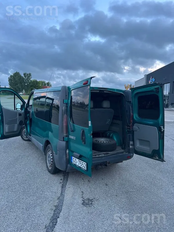 Renault Pārdodu Renault Trafic 1.9 . Baucošā stāvoklī. Ir 