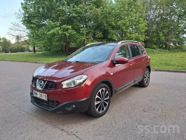 Nissan Pārdod Nissan Qashqai+2 ietilpīgs un ekonomisks ģi