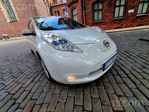 Nissan - 1