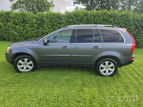 Tiek pārdots labs volvo, labā tehniskā stāvoklī, pilnpiedziņa darbojas, tiek
