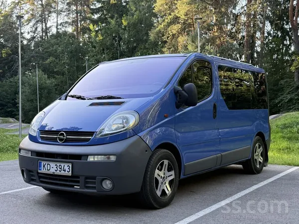 Opel Pārdodu Opel Vivaro. 2005 gada izlaiduma. Vecais l