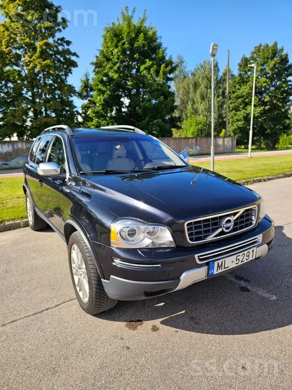 Volvo Volvo Xc90 2.4 diesel 145Kw 215Zs 4x4 ražots Zvied
