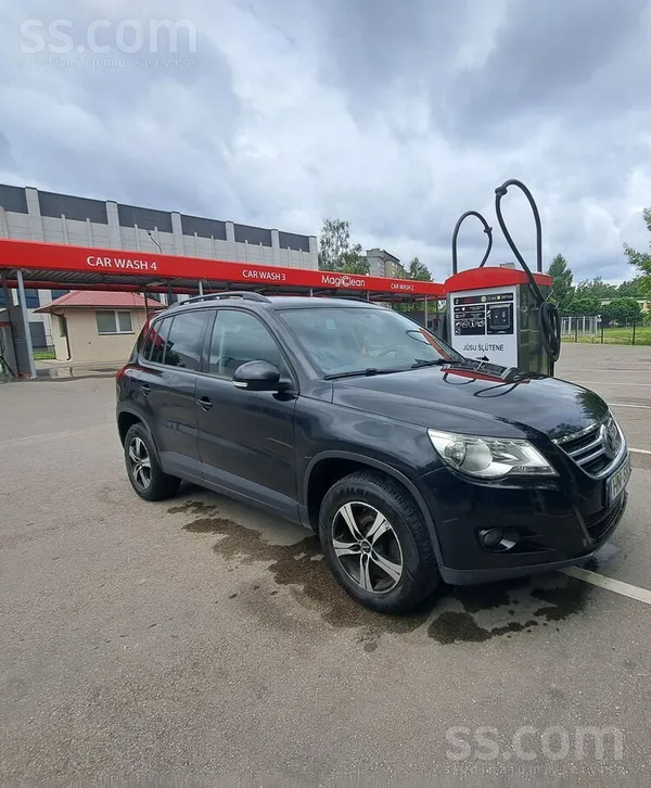 Volkswagen Срочно продам Volkswagen Tiguan 1.4 Tsi механическ