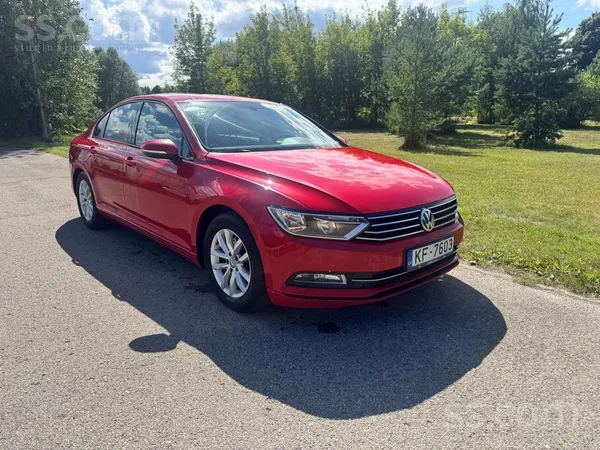 Volkswagen Uzņēmums pārdod automašīnu. Visas apkopes veiktas 