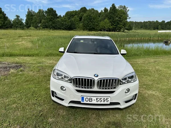 BMW X5 Xdrive40D 230kw. Balts perlamutrs. Eļļas maiņas veiktas regulāri ik p