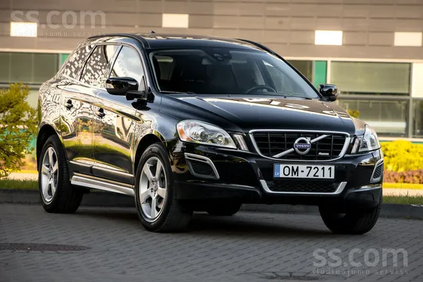 Volvo R-Design. Volvo Xc60.D5.158Kw. Awd. Teicāmā Stāvok