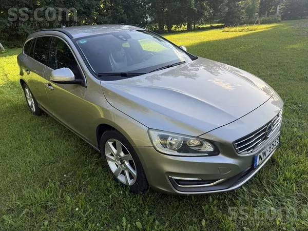 Volvo Pārdodu Volvo V60, labā tehniskā un vizuālā stāvok