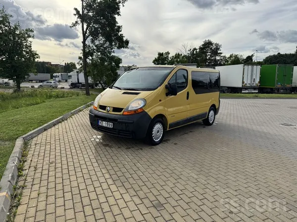 Renault Продаю хороший, крепкий бус. Новое ТО. 9 мест, пол