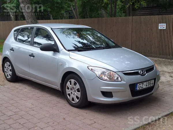 Hyundai Hyundai I30 2007 Gada 1.4 benzīns 80kw. 