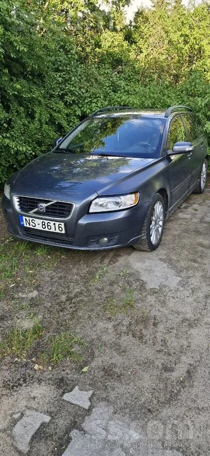 Volvo Pardodas ekonomisks un dinamisks volvo ar jauno sk