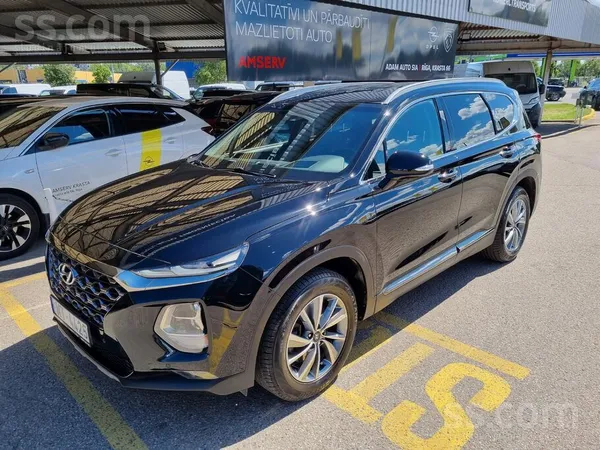 Hyundai Benzīns ar automātisko pārnesumkārbu. Pirkts jauns