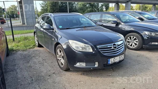 Opel Pārdodu Opel Insignia Sports Tourer 2013. gada. 2.